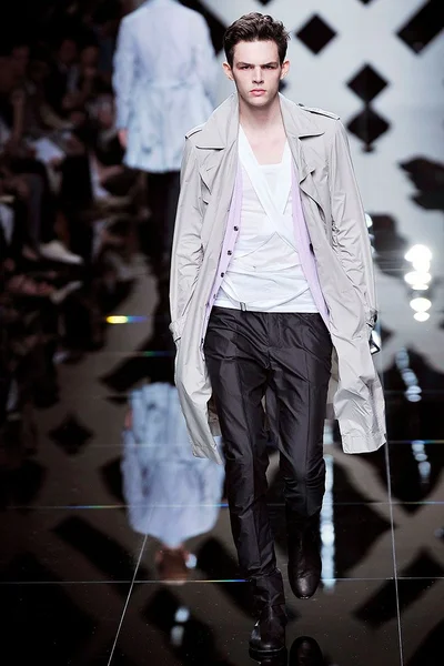 Look 39